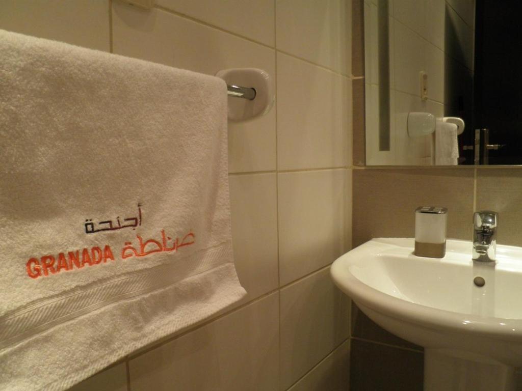 Granada Suites Hotel 암만 객실 사진