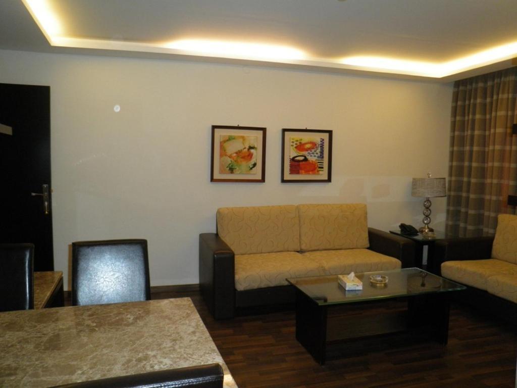 Granada Suites Hotel 암만 객실 사진