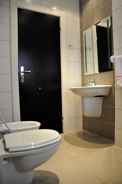 Granada Suites Hotel 암만 객실 사진